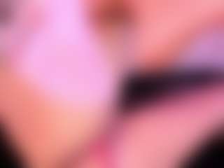 Live cam show with AntonelaLopez - Bedroom on madthumbs