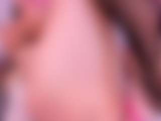 AntonelaLopez MILF webcam performer live streaming