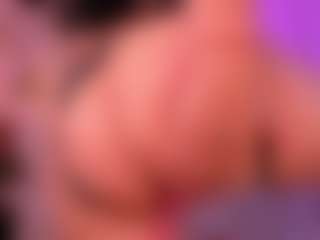 Live cam show with AntonelaLopez - Small Tits on xfollow cams