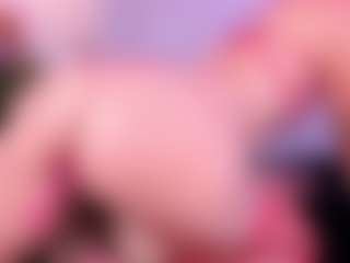 Live cam show with AntonelaLopez - Middle Aged on Camsoda