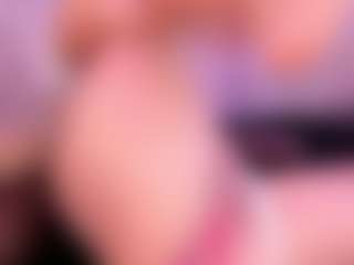 Live cam show with AntonelaLopez - Middle Aged on Camsoda