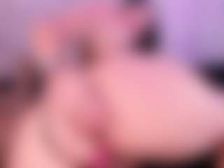 Live cam show with AntonelaLopez - Middle Aged on Camsoda