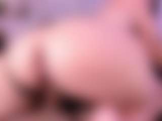 Live cam show with AntonelaLopez - Drinking on AdultVida.com