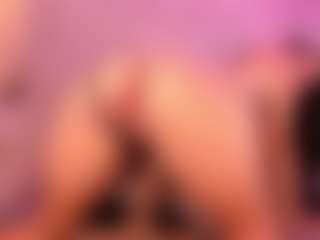 Live cam show with AntonelaLopez - Young Adult on madthumbs