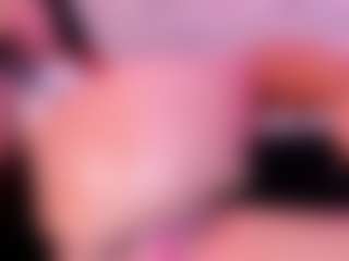 AntonelaLopez MILF webcam performer live streaming