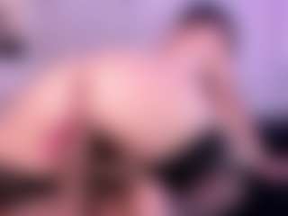 AntonelaLopez's Live Sex Cam Show