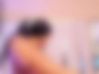 Courtney-Carter MILF webcam performer live streaming