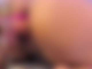 Live cam show with Courtney-Carter - Lush Brown Hair on CamwithHer