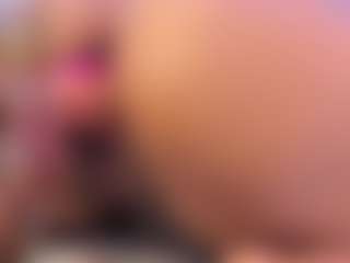 Live cam show with Courtney-Carter - Asshole Black on SpunkLive