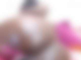 Live cam show with Ebonydoll2u - Ebony on SquirtSoMuch
