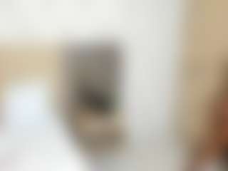 Live cam show with rebecacorttez - Ebony on AdultVida.com