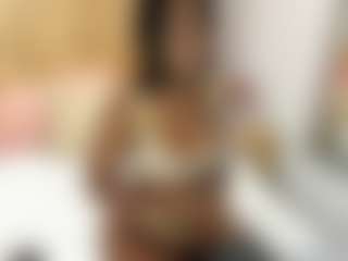 Live cam show with rebecacorttez - Oil on Dolls Live