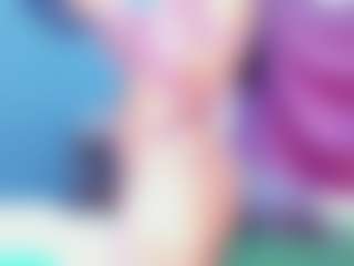 Live cam show with Sofi Perez - Oil on Camsoda