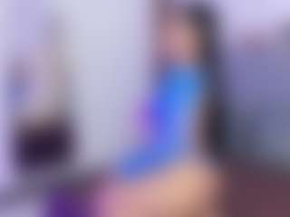 Sofi Perez MILF webcam performer live streaming