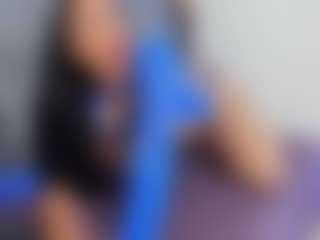 Live cam show with Sofi Perez - College Curvy on Camsoda