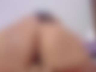 Spettacolo in cam dal vivo con Sofi Perez - Moaning su Camsoda