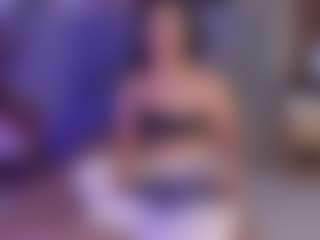 Sofi Perez MILF webcam performer live streaming