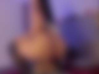 Live cam show with Sofi Perez - Amateur MILF on Fling VIP Chat