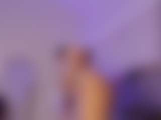 Live cam show with Sofi Perez - College on Camsoda