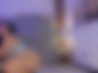 Sofi Perez MILF webcam performer live streaming