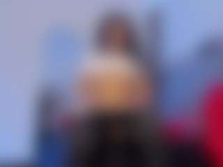 Sofi Perez MILF webcam performer live streaming