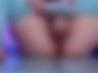 Live cam show with Sweetsin2u - Hairy Pussy MILF on Camsoda