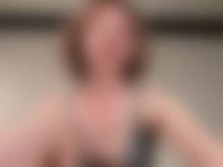 SelenaSweetx's Live Sex Cam Show