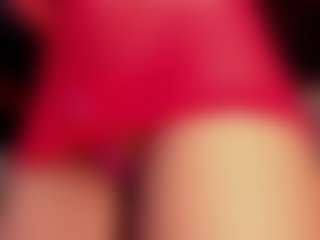 Luna Ruso's Live Sex Cam Show