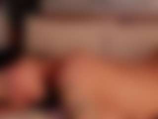 Live cam show with Luna Ruso - Young Adult on testsause.com