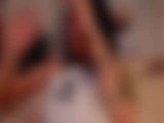 Live cam show with Luna Ruso - Brown Eyes on fuck-show.com