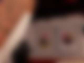 Live cam show with Luna Ruso - Young Adult on hotwifechat.live