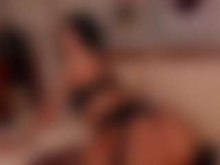 Luna Ruso's Live Sex Cam Show