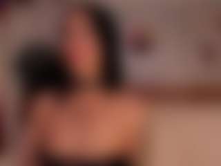 Luna Ruso's Live Sex Cam Show