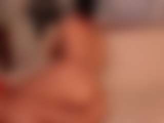 Luna Ruso's Live Sex Cam Show