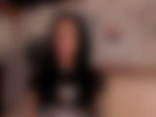 Luna Ruso's Live Sex Cam Show