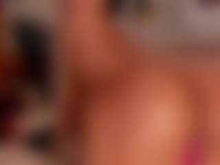 Luna Ruso's Live Sex Cam Show