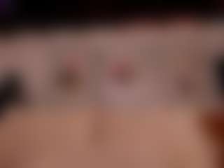 Luna Ruso's Live Sex Cam Show