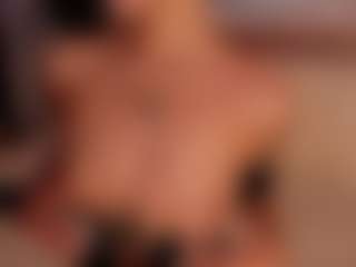Luna Ruso's Live Sex Cam Show
