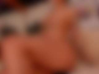 Luna Ruso's Live Sex Cam Show
