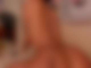 Luna Ruso's Live Sex Cam Show