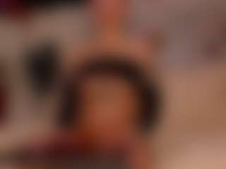 Luna Ruso's Live Sex Cam Show