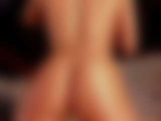 Luna Ruso's Live Sex Cam Show