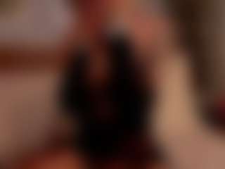 Luna Ruso's Live Sex Cam Show