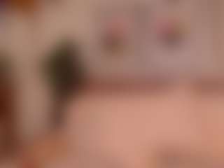 Luna Ruso's Live Sex Cam Show