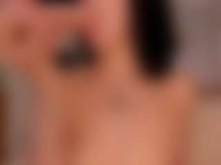 Luna Ruso's Live Sex Cam Show