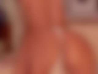 Luna Ruso's Live Sex Cam Show