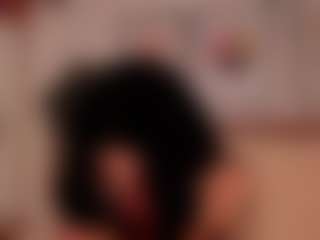 Luna Ruso's Live Sex Cam Show