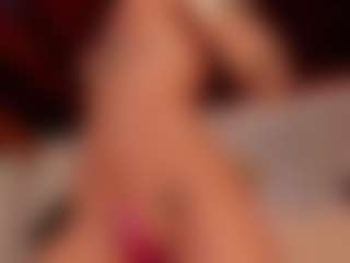 Luna Ruso's Live Sex Cam Show