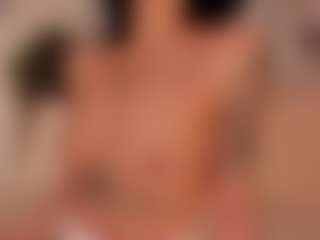 Luna Ruso's Live Sex Cam Show