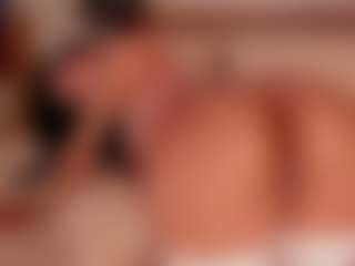 Luna Ruso's Live Sex Cam Show